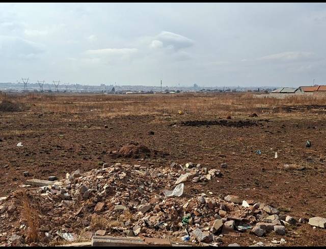 LAND FOR SALE IN PROTEA GLEN EXT